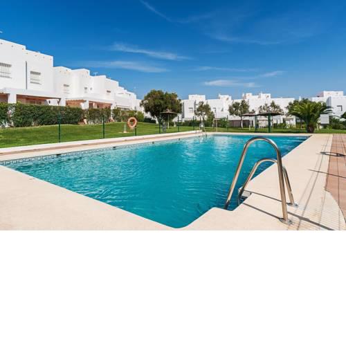 Dúplex 2 habitaciones, piscina Solo mayores de 30