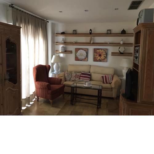 Dúplex con patio junto al centro