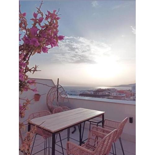 Duplex con vista al mar y garaje a pie de casco antiguo