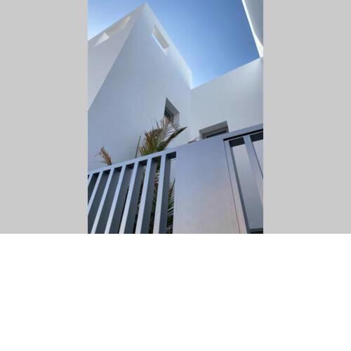 Duplex de lujo a estrenar junto la playa