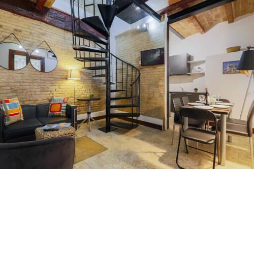 DUPLEX NEAR THE BEACH IN BARCELONA CITY CENTER