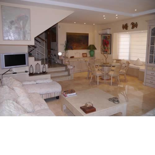 Duplex Residencial junto al Mar