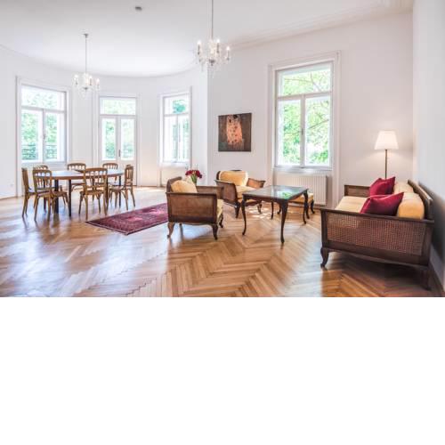 Duschel Apartments Imperial Living