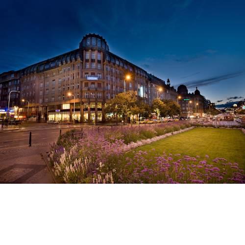 EA Hotel Rokoko