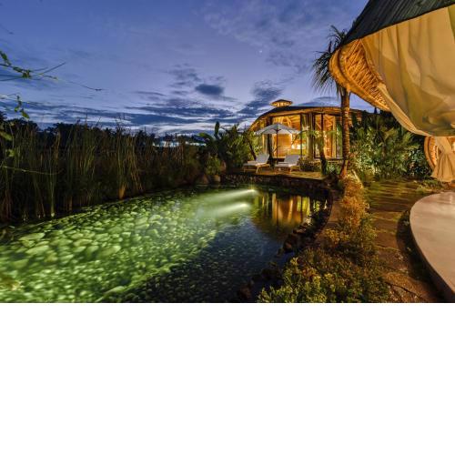 Earthship Ubud Eco Villa