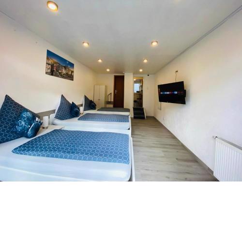 Easy Apartment