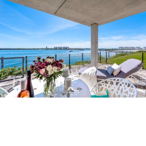 Ebbe und Flur- direkt am Wasser, Hafenblick, Fahrstuhl, Sauna, ueberdachte Terrasse