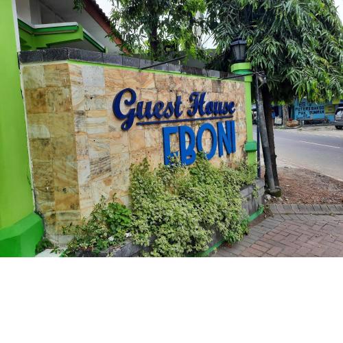 Eboni Guest House Madiun