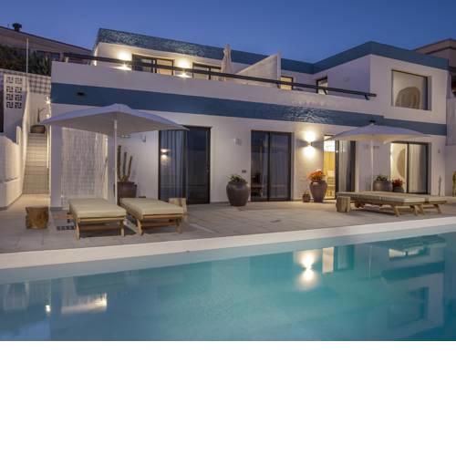 Edem I apartamento de diseño vista mar piscina climatizada by Lightbooking