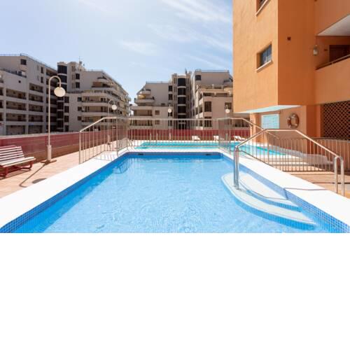 Eden with pool and sea view