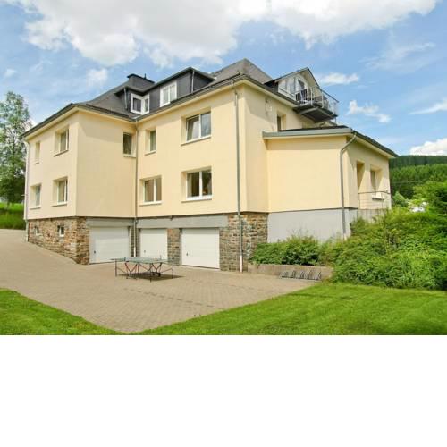 Tranquil holiday home in Goddelsbach with private terrace and garden