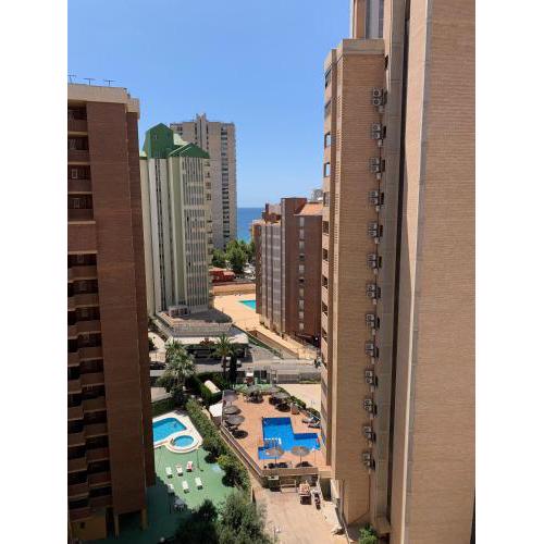 EDIFICIO KAROLA LEVANTE BENIDORM