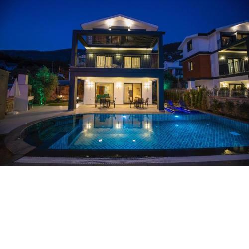 EFE VILLA