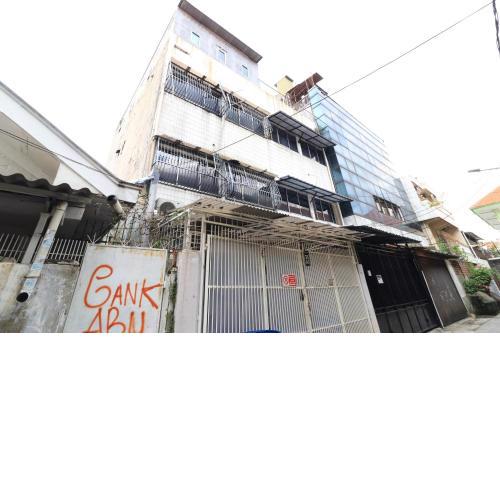 Eiffel Residence Batu Tulis 35A1 - Female Only