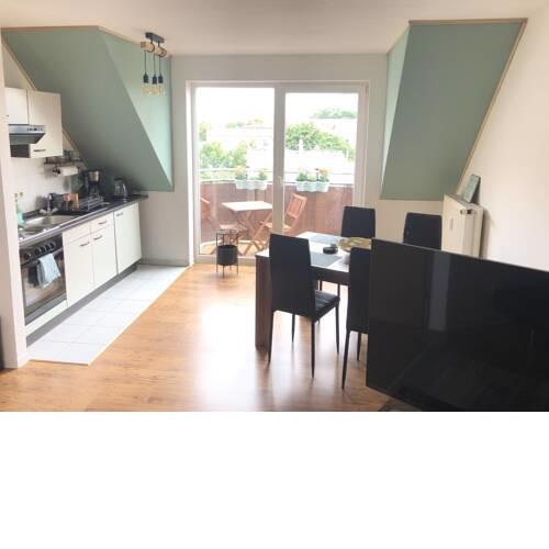 Eigenes Apartment im Herzen der Stadt mit Balkon und WLAN