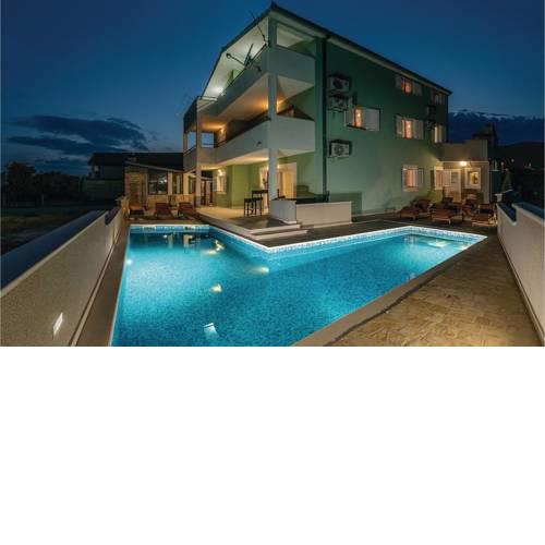Eight-Bedroom Holiday Home in Kastel Novi