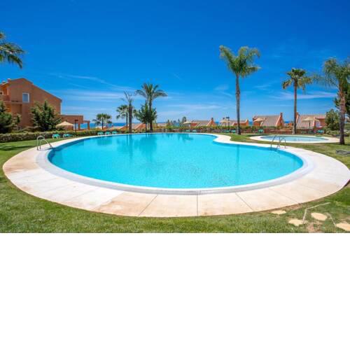 EK16 Peaceful 2/2 apt with sea and golf views