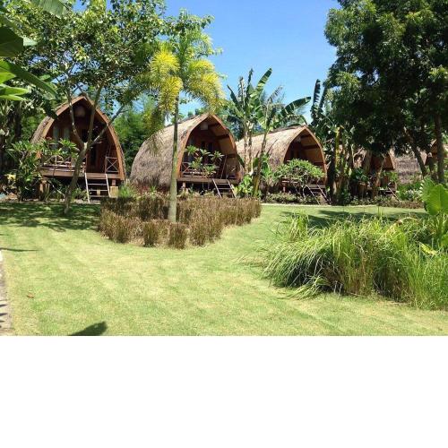 Ekas Breaks Resort