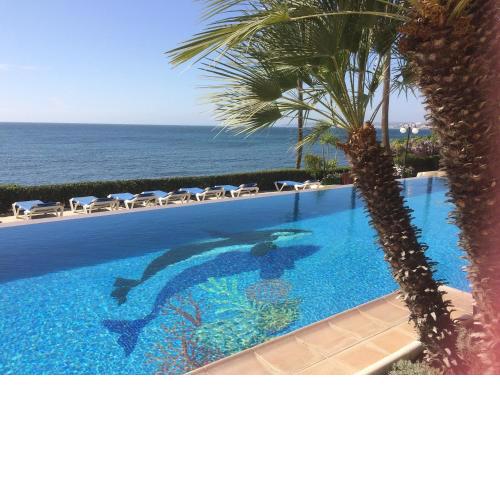El Coral 2 bedrooms West