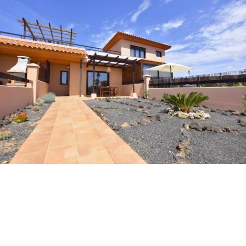 El Hierro House, agradable adosado con piscina