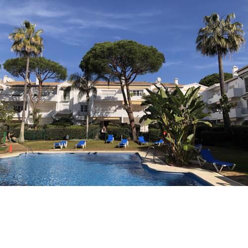 El Presidente Apartment Rosa