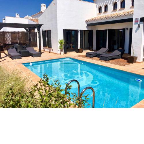 El Valle Signature Villa - Frontline Golf Villa with Private Pool