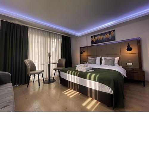 Elegance Suites