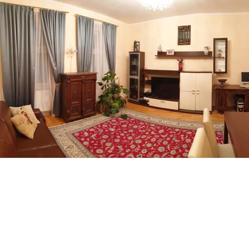 Elegant and cozy apartment near City Center