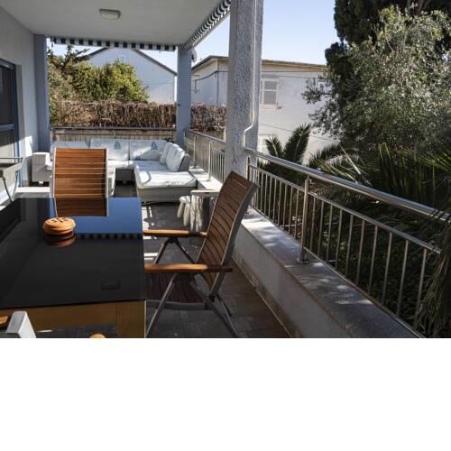 Elegant Apartment in Novalja Near the Sea