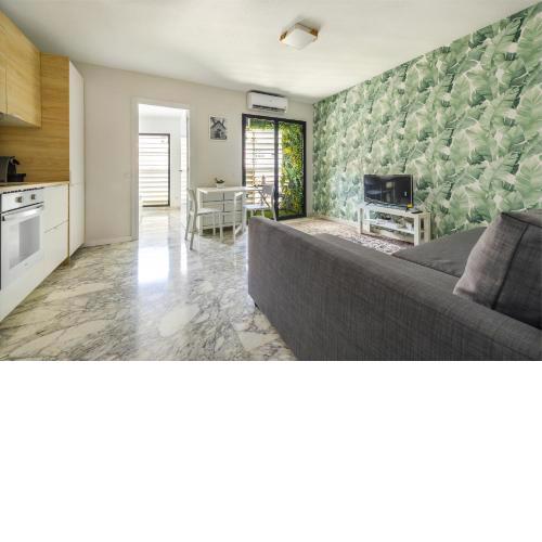 Elegant Apt. p/6 in the Center of Murcia w/Wifi