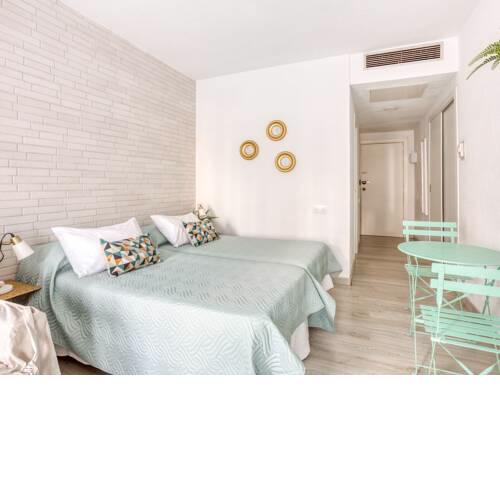 Elegant Holiday Home in Seville near River Guadalquivir