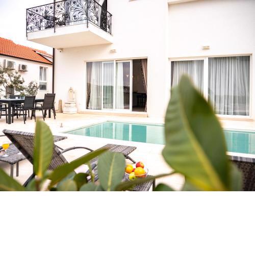 Elegant Hvar town villa with pool
