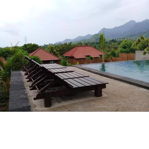 Eliska Sari Bungalows Sumberkima