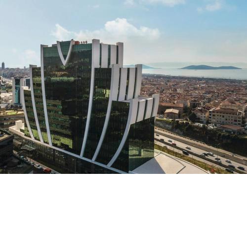 Elite World Grand Istanbul Küçükyalı Hotel