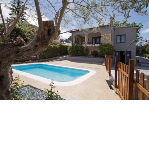 Els Escuts Villa Sleeps 6 Pool WiFi