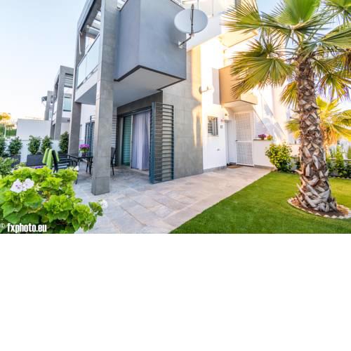 ELuxuria Sunny Villa