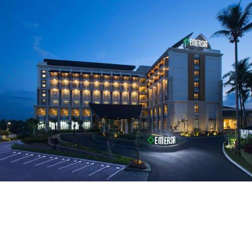 Emersia Hotel & Resort Batusangkar
