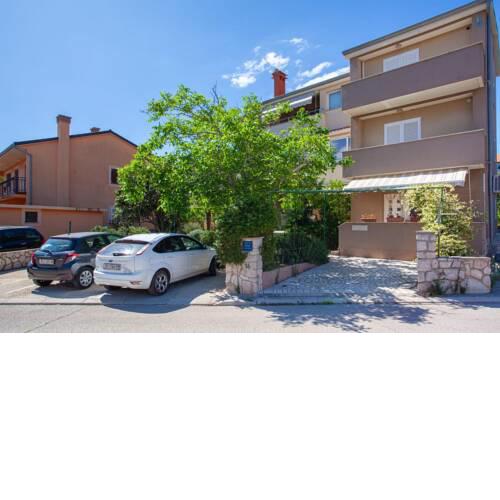Emma Apartments