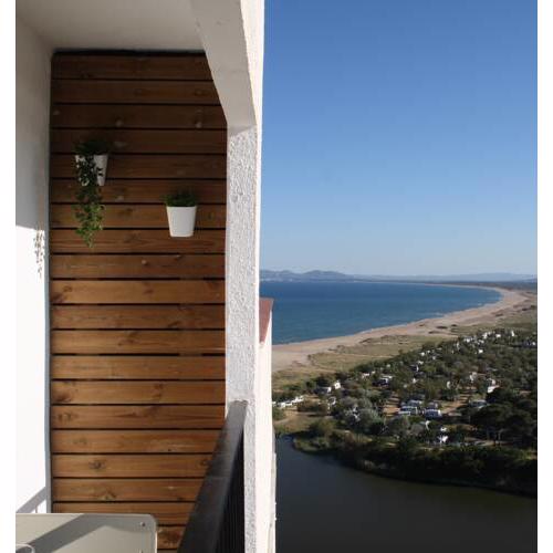 Empuria Beach D-Luxe