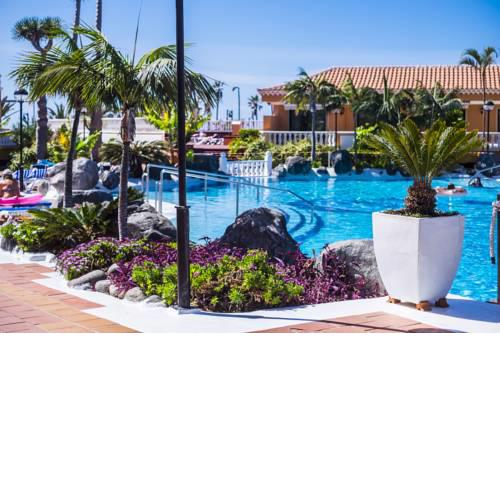 En Playa de las Vistas, una habitación
