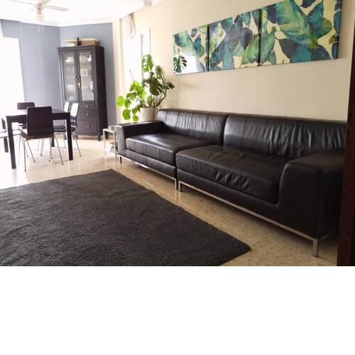 Encantador, amplio y comodo apartamento cerca de la playa y del centro