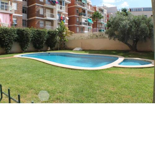 Encantador apartamento con piscina, wifi y parking