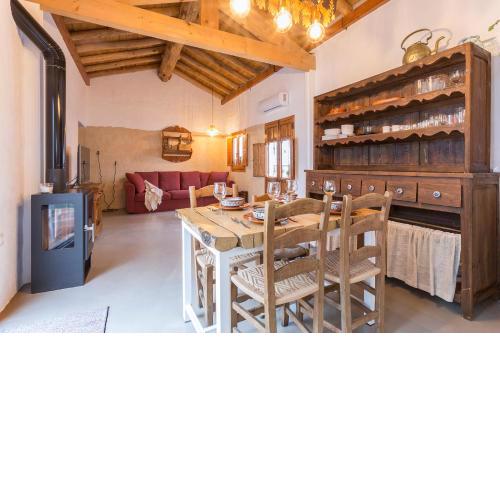 Encantadora casa rural con piscina privada