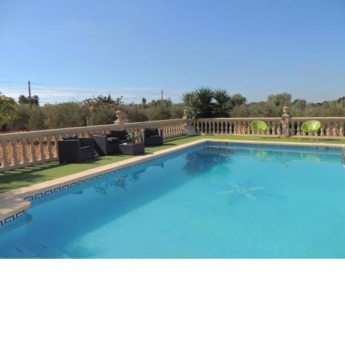 Encantadora villa con piscina cerca de Algaida