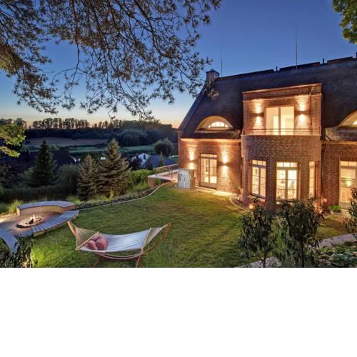 Engl. Landhaus "Am Weissen Berg" F656 Für 10 Personen