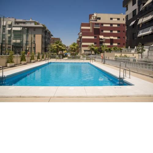 EnjoyGranada LUJO Piscina y Parking