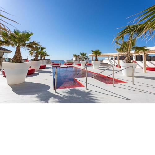 Ensuite The Wave I with Pool and free parking