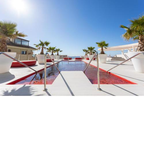 Ensuite The Wave II with Pool and free parking
