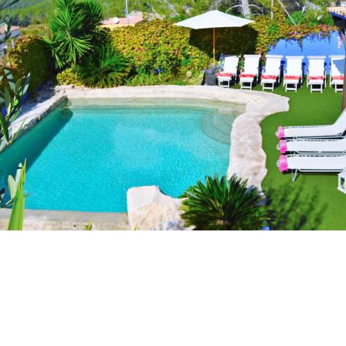 Entre Olivos: Very Charming Villa 18 SLEEPERS