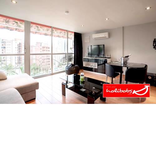 Epic Modern Apartment with Stunning Gardens and Pool l WIFI & TV l Air Con l FREE Welcome Pack l 6-2